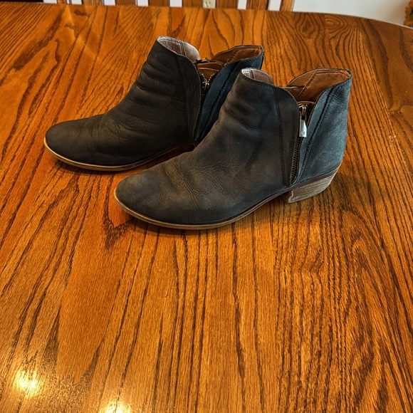 lucky brand black ankle boots size 8.5 - Picture 4 of 6